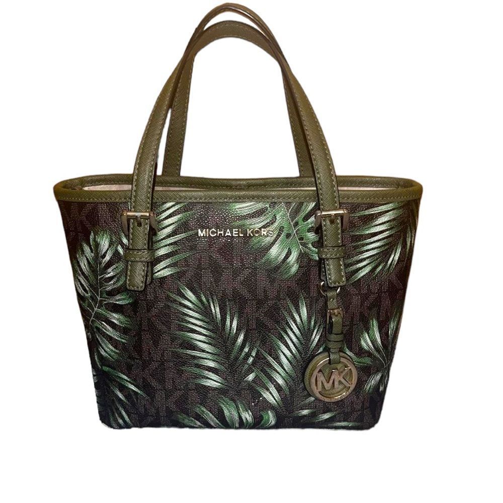 Michael Kors Jet Set XS Carryall Satchel